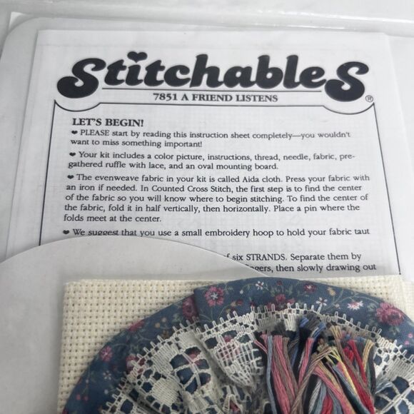 Stitchables NEW VTG Counted Cross Stitch Kit-A Friend Listens-Ruffled Oval - Picture 5 of 7